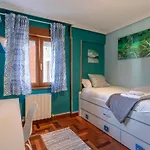 Apartment Port